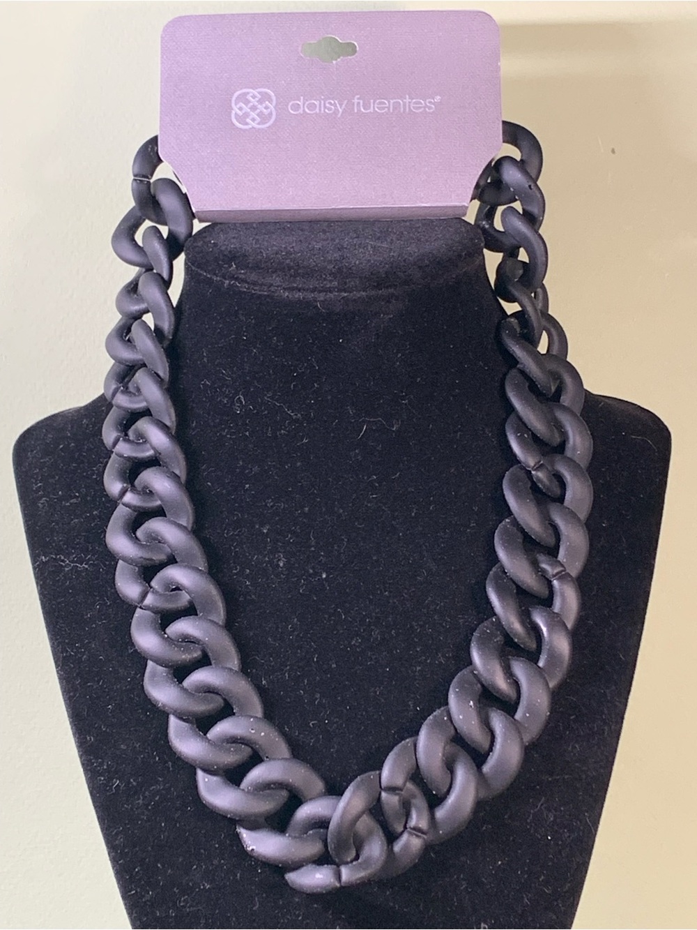Daisy Fuentes Black Matte Chunky Link Necklace